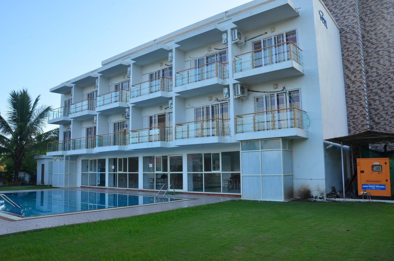 Nilaya Beach Resort อลีบาก ภายนอก รูปภาพ